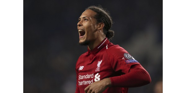 Obránce Van Dick získal cenu za nejlepšího hráče